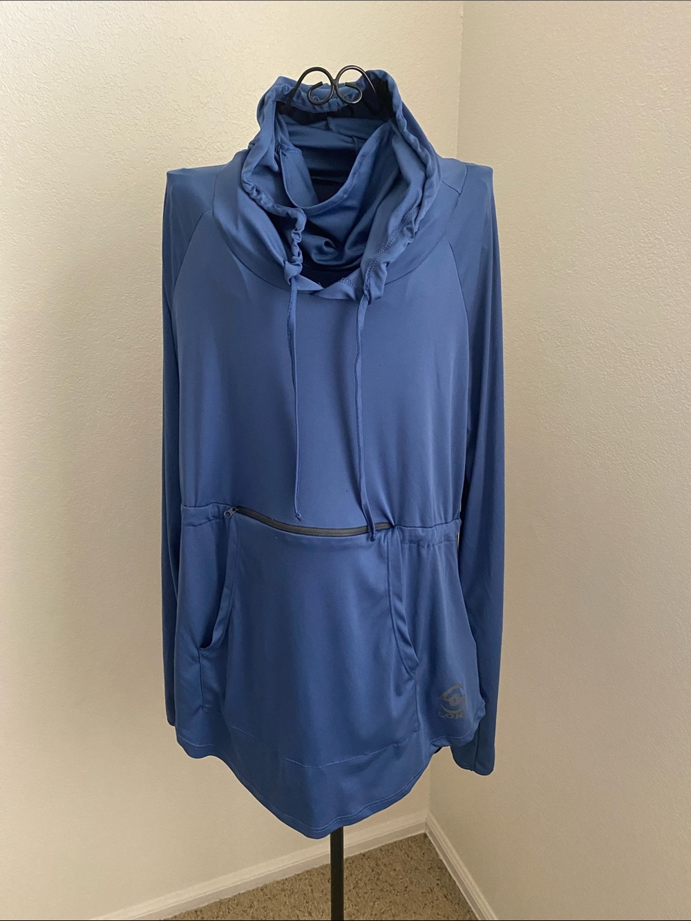 Loki Women's Hooded Pullover Utility Jacket in  Blue